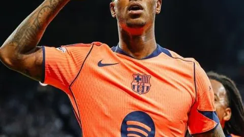 美国政府效率部门21员工离职，白宫再议马斯克身份问题